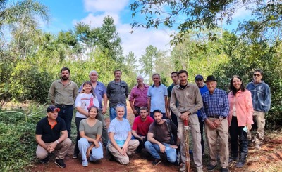 Imagen de Jornada de capacitación y acompañamiento técnico junto a productores de Los Helechos y colonias vecinas Imagen de Jornada de capacitación y acompañamiento técnico junto a productores de Los Helechos y colonias vecinas
